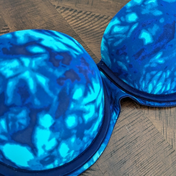 Victoria's Secret PINK Strapless Blue Tie-dye Bra Underwire Padded Pushup - Picture 2 of 5